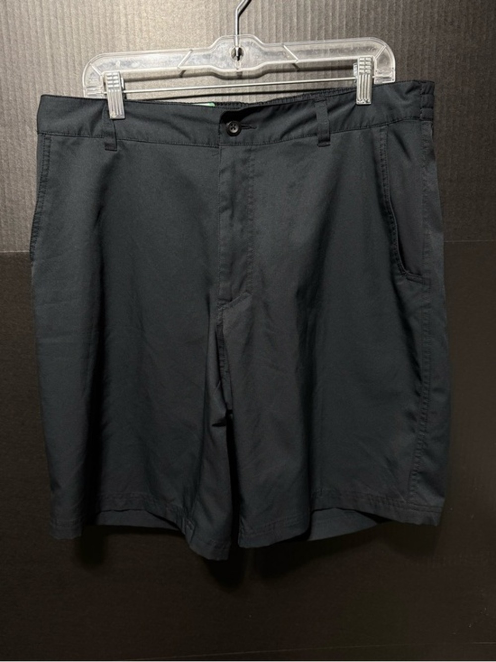 🍄Columbia Flat Front Black Golfing Shorts